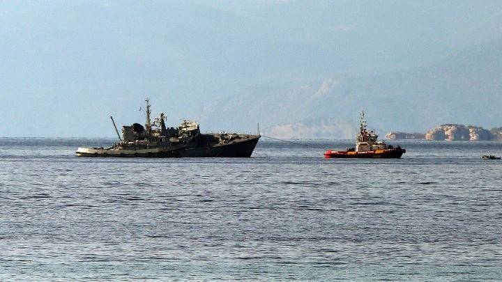 Στον Ναύσταθμο της Σαλαμίνας ρυμουλκήθηκε το «Καλλιστώ»