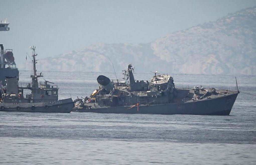 Μισοβυθισμένο ρυμουλκείται μετά από εμβολισμό του το Ν/Θ «Καλλιστώ» -Ακούστε τι είπε στον Focus FM o Δήμαρχος Σαλαμίνας