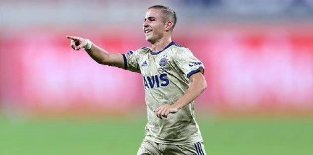 Στην καλύτερη ενδεκάδα με το… καλημέρα ο Πέλκας! (FOTO)