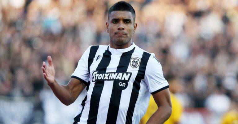 Μάτος : “Πονάει η καρδιά μου αλλά πρέπει να φύγω” (pic)