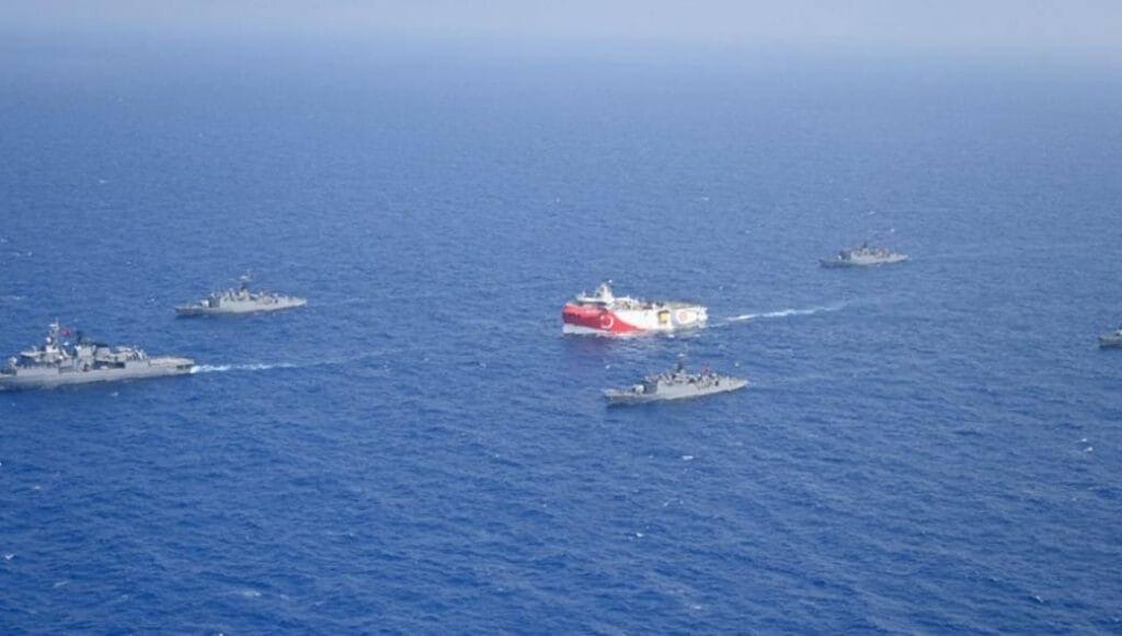 Σε ύψιστη επιφυλακή οι ένοπλες δυνάμεις για το Oruc Reis- Στην Κύπρο σήμερα ο Πρωθυπουργός