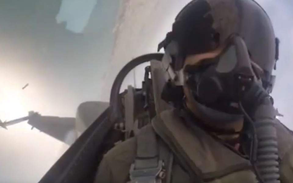 ΒΙΝΤΕΟ-Μήνυμα του Πιλότου της Πολεμικής Αεροπορίας, για την Εθνική Εορτή της 28ης Οκτωβρίου