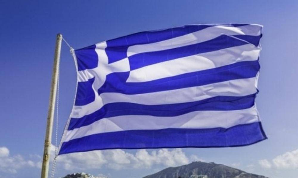 Στο Καστελόριζο κυματίζει η μεγαλύτερη ελληνική σημαία με εμβαδόν 745 τ.μ