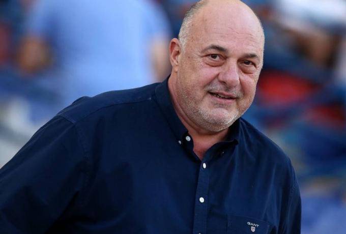 Εισαγωγή στο νοσοκομείο ο Μπέος