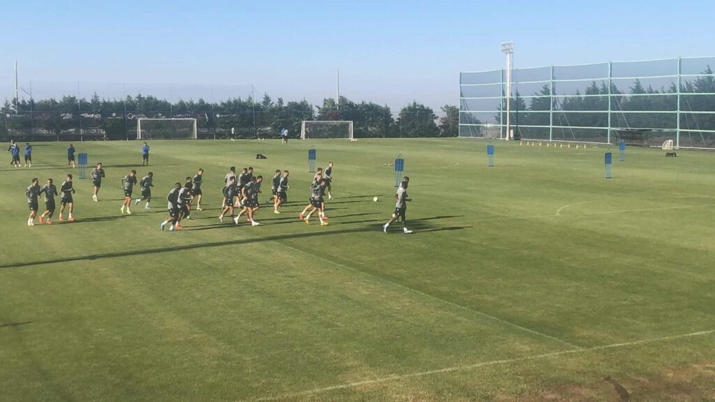 Η τελευταία προπόνηση πριν την πρεμιέρα στο Γιουρόπα Λιγκ (pics & vids)