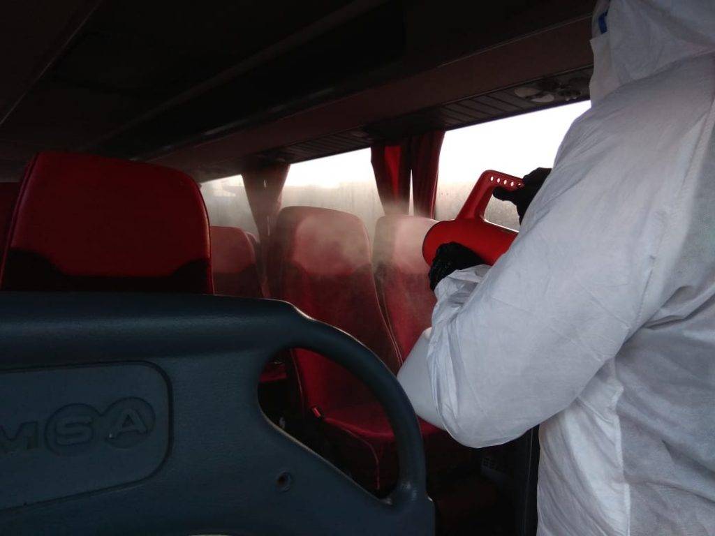 Καθημερινή προληπτική απολύμανση στόλου οχημάτων και μηχανημάτων έργου του δήμου Παύλου Μελά