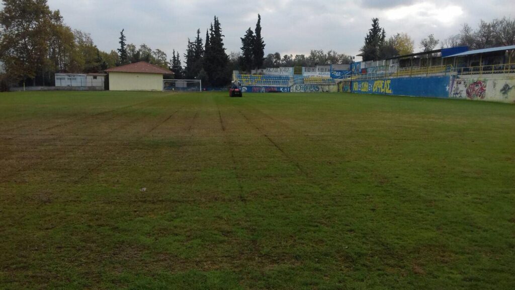 Θέρμη: Εργασίες συντήρησης των δημοτικών ποδοσφαιρικών γηπέδων