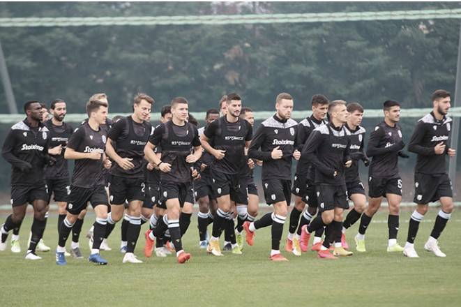 Όλοι παρόντες ενόψει Αϊντχόφεν!