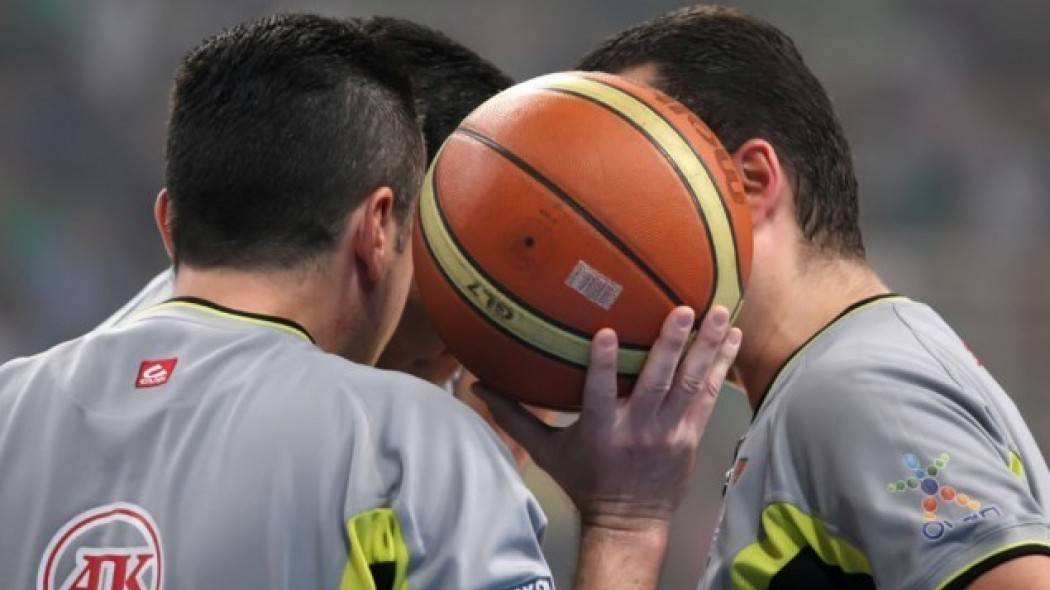 Η τριάδα των διαιτητών στο Παναθηναϊκός-ΠΑΟΚ