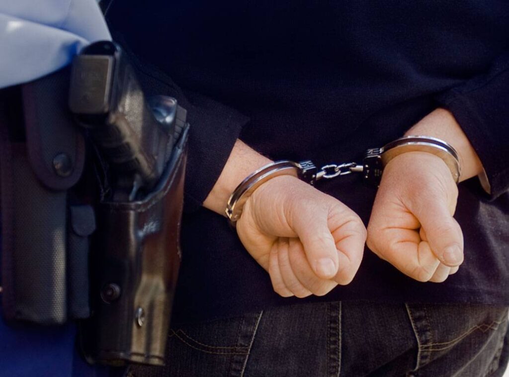 Συνελήφθη διακινητής παράνομων μεταναστών στον Έβρο
