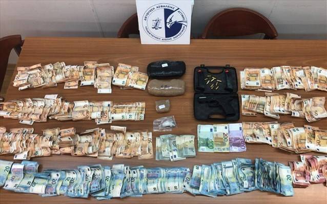 Συνελήφθη υπάλληλος των φυλακών Κορυδαλλού – Επιχείρησε να εισάγει ναρκωτικά