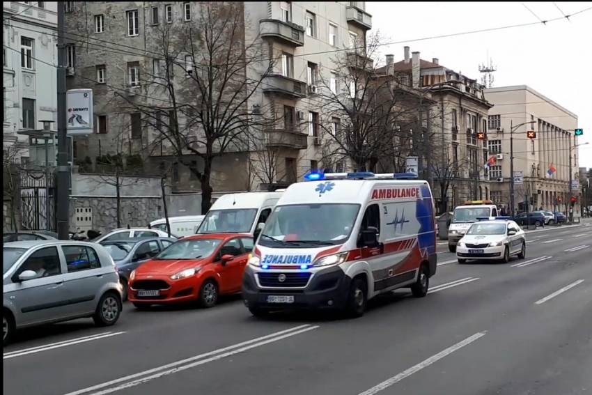 Έκρηξη στο Βελιγράδι: Πληροφορίες για τουλάχιστον έναν νεκρό.