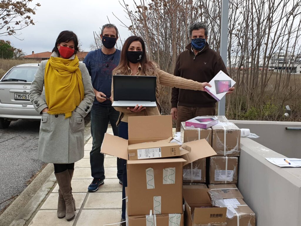 Άλλα 200 τάμπλετ παραχωρεί σε μαθητές δημοτικών σχολείων ο δήμος Θέρμης.