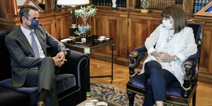 Σήμερα συνάντηση Μητσοτάκη-Σακελλαροπούλου – Τι θα συζητήσουν