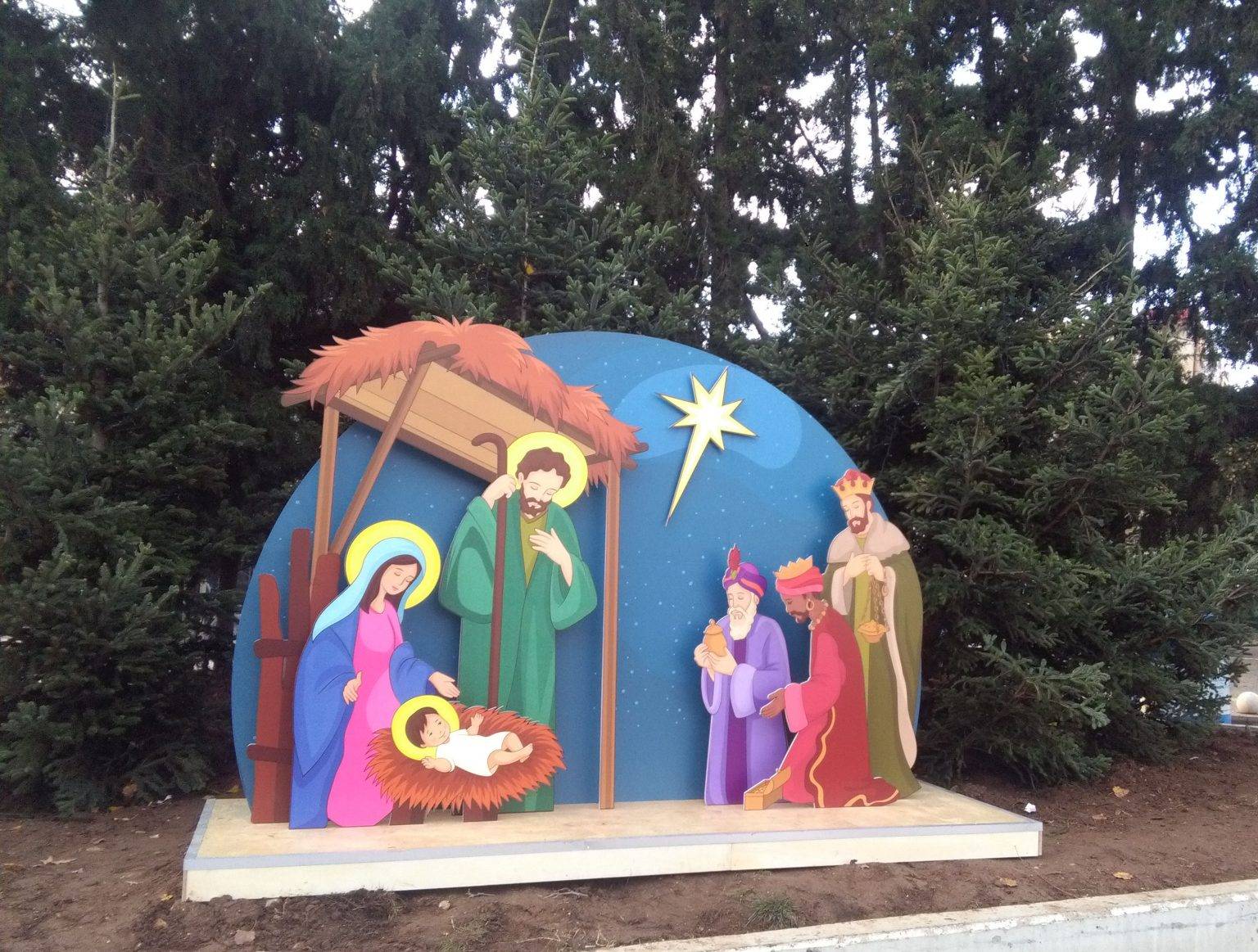 Φωτίζονται αύριο το Χριστουγεννιάτικο Δέντρο και η φάτνη του Χριστού στην Άνω Ηλιούπολη.