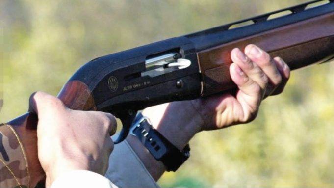 Lockdown: Με νέα απόφαση επιτρέπεται η μετακίνηση για κυνήγι και ψάρεμα.