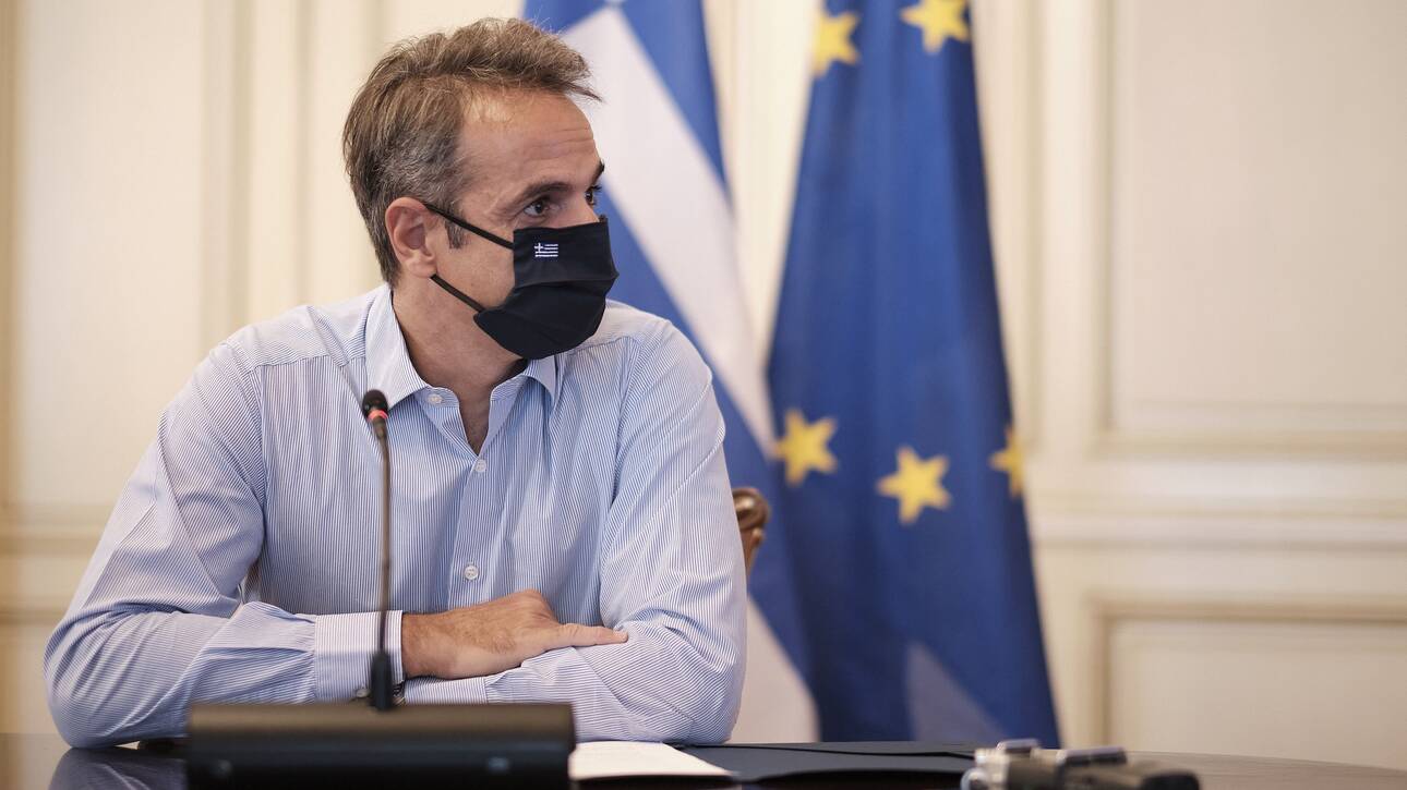 Μητσοτάκης σε υπουργικό: Ανοίγουμε όταν τα κρούσματα υποχωρούν, περιορίζουμε όταν αυξάνονται
