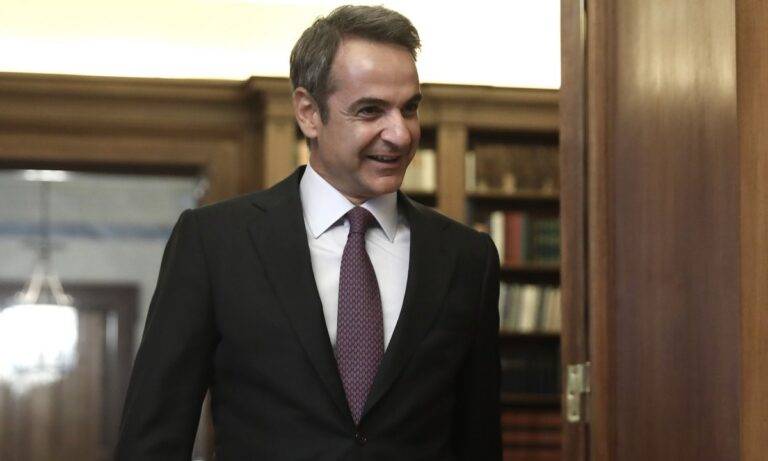 Μητσοτάκης για πιστοποιητικό εμβολιασμού: Στην Ελλάδα θα εφαρμοστεί σε τρένα, αεροπλάνα και πλοία.