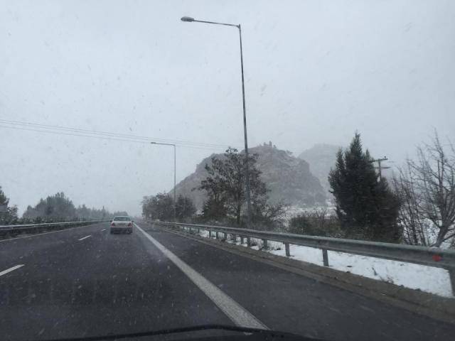 Kαιρός : Τσουχτερό κρύο και «ήλιος με δόντια»