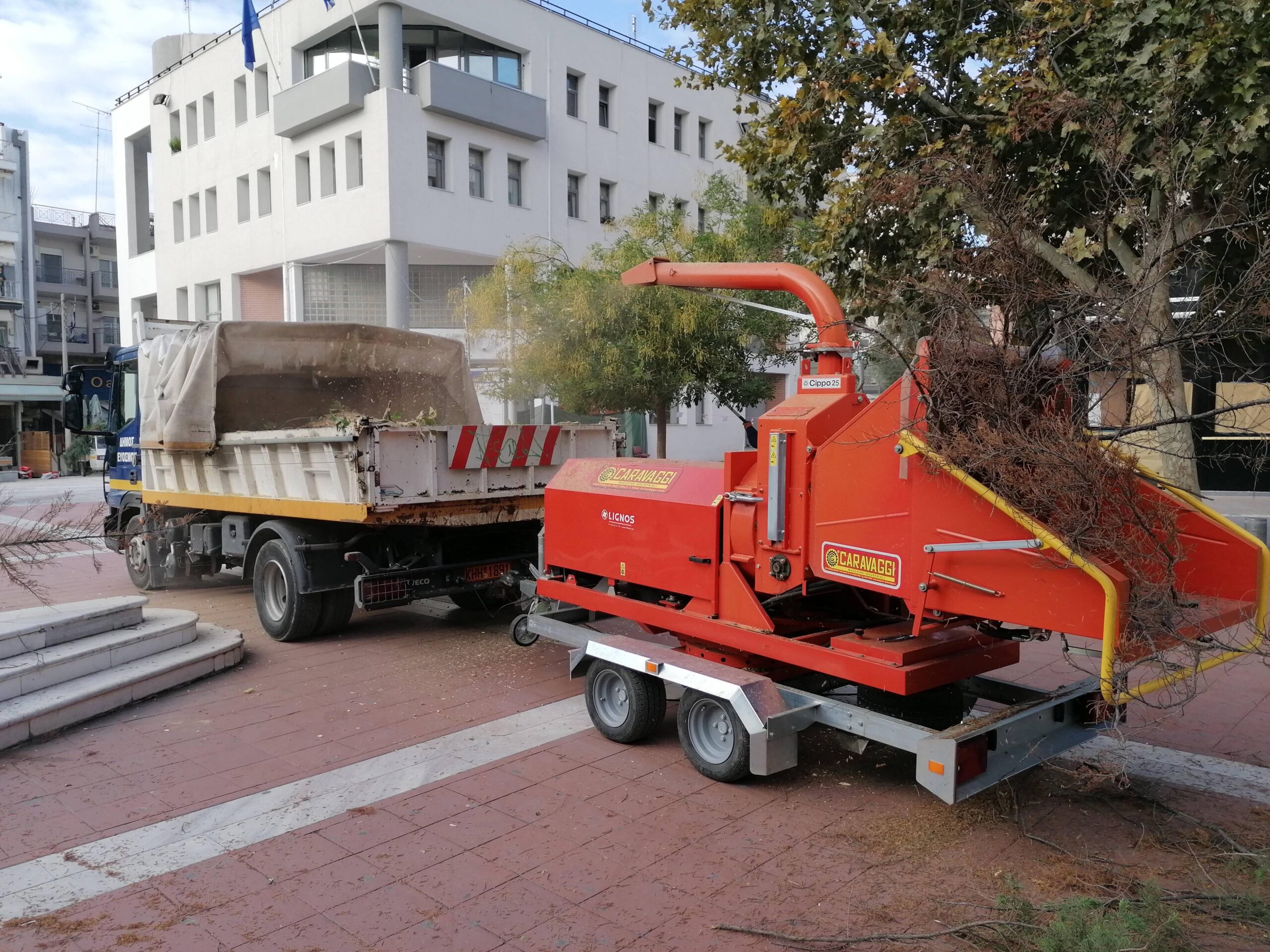 Δήμος Κορδελιού-Ευόσμου: Συνεχίζονται οι παρεμβάσεις για την αναβάθμιση του Αστικού Πρασίνου.