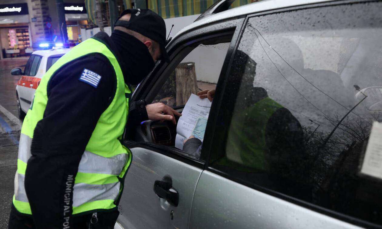 Πρόστιμο σε γιατρό που πήγαινε σε εφημερία για... άσκοπη μετακίνηση.