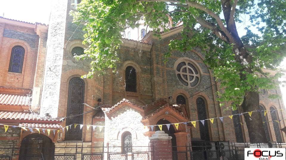 Θα ανοίξουν κανονικά οι εκκλησίες τα Θεοφάνεια, λέει η Ιερά Σύνοδος.