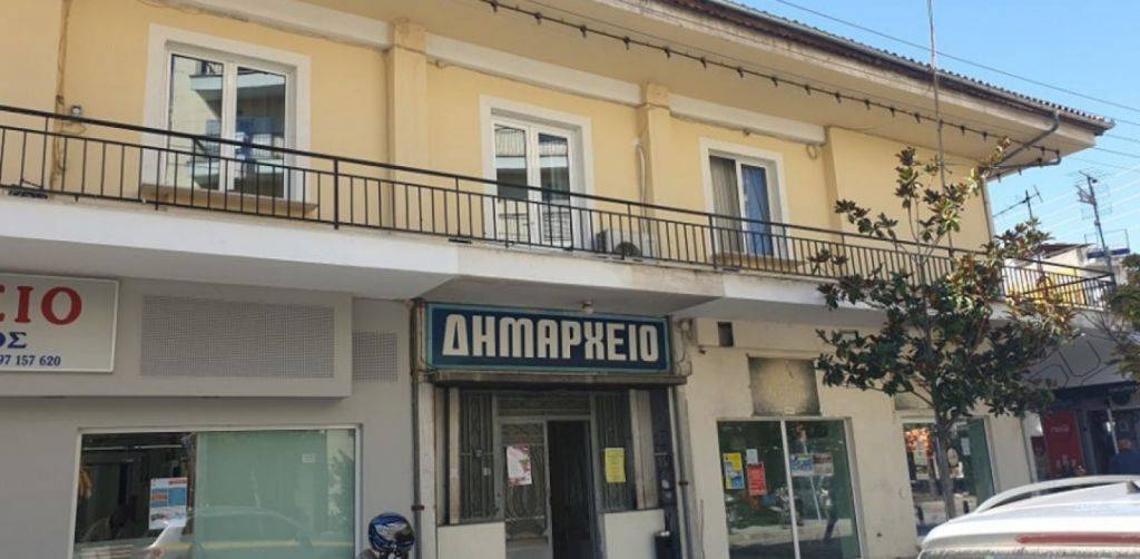 Γρεβενά: Ξενοδόχος επιτέθηκε και τραυμάτισε αντιδήμαρχο.