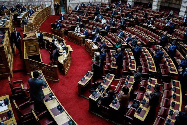 Στην αρμόδια επιτροπή το κατεπείγον πολυνομοσχέδιο με τις ρυθμίσεις για τις συνέπειες της πανδημίας