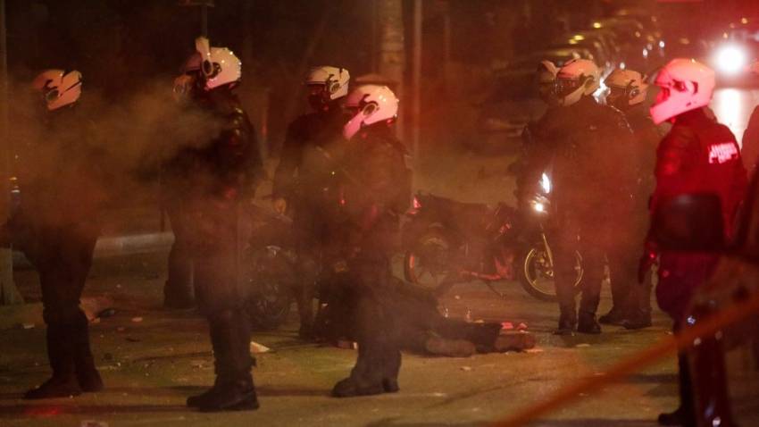 ΒΙΝΤΕΟ-Νέα Σμύρνη: Το χρονικό των βίαιων επεισοδίων