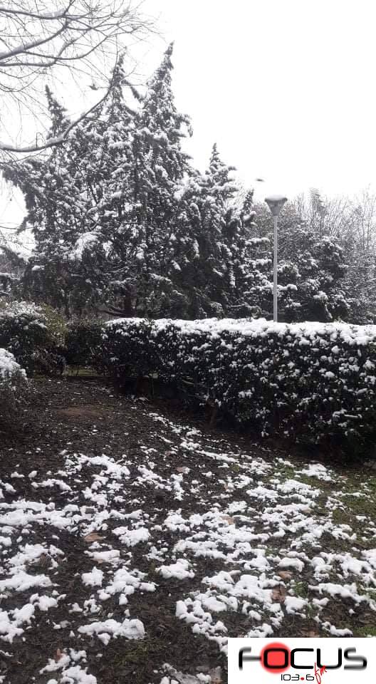 Ασθενής χιονόπτωση στα ορεινά της Θεσσαλονίκης