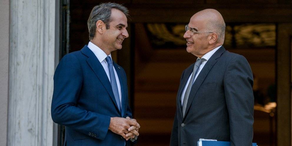 Συνάντηση Μητσοτάκη-Δένδια ενόψει της επίσκεψης του ΥΠΕΞ στην Τουρκία