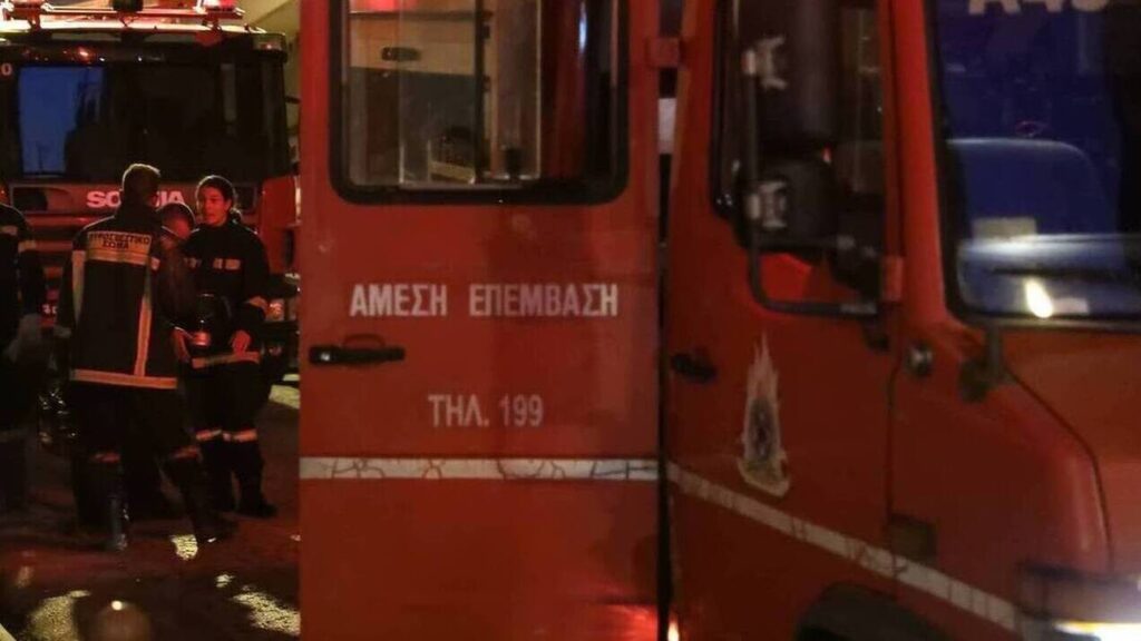 Θεσσαλονίκη: Φωτιά σε Ι.Χ. στις Συκιές