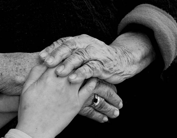 Θρίλερ στα Χανιά: 68 νεκροί σε γηροκομείο σε έναν χρόνο με την ίδια αιτία θανάτου