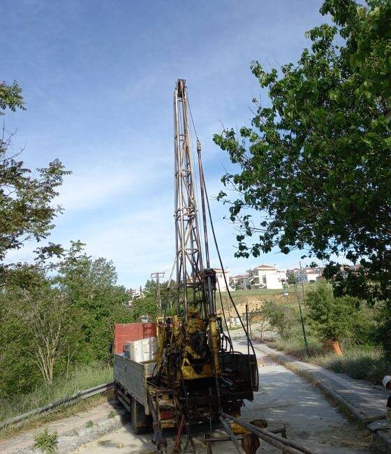 Θεσσαλονίκη: Επικίνδυνη η διέλευση από το δρόμο Τριλόφου-Πλαγιαρίου