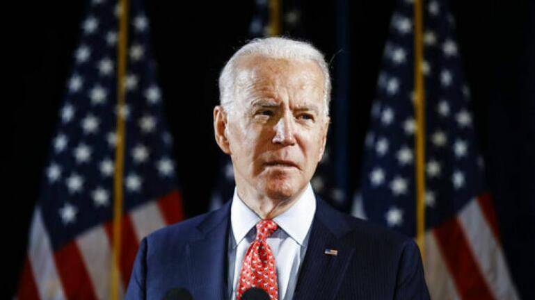 Μπάιντεν: Άρση πατέντας για τα εμβόλια