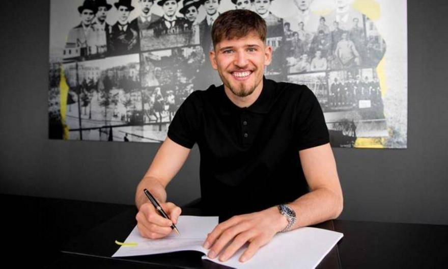 Tον Κόμπελ ανακοίνωσε η Ντόρτμουντ