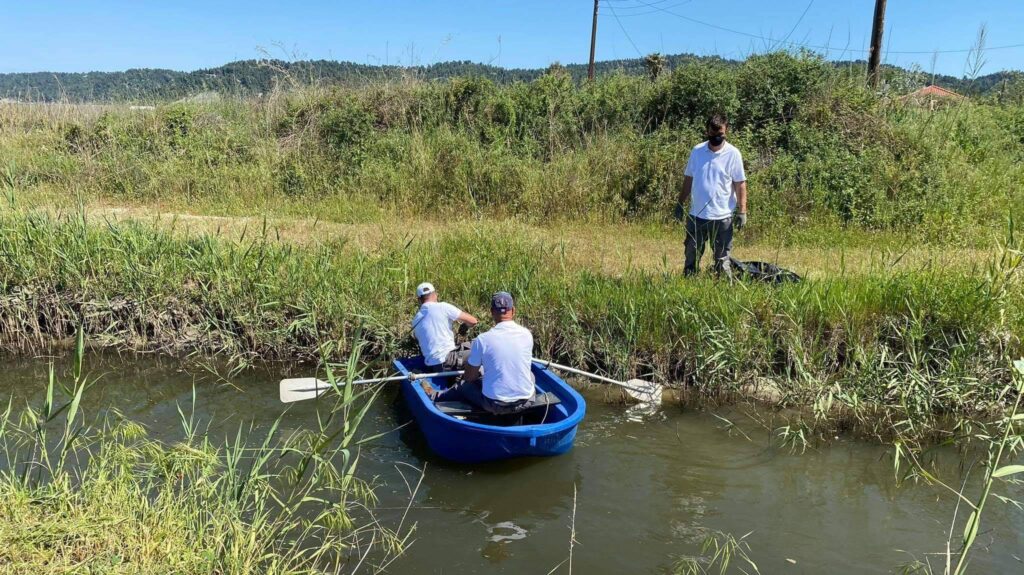 Χαλκιδική: Καθαρισμοί σε κοινότητες της Κασσάνδρας