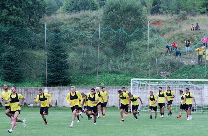 Το πρόγραμμα του Άρη, σε Βέρμιο και Αυστρία