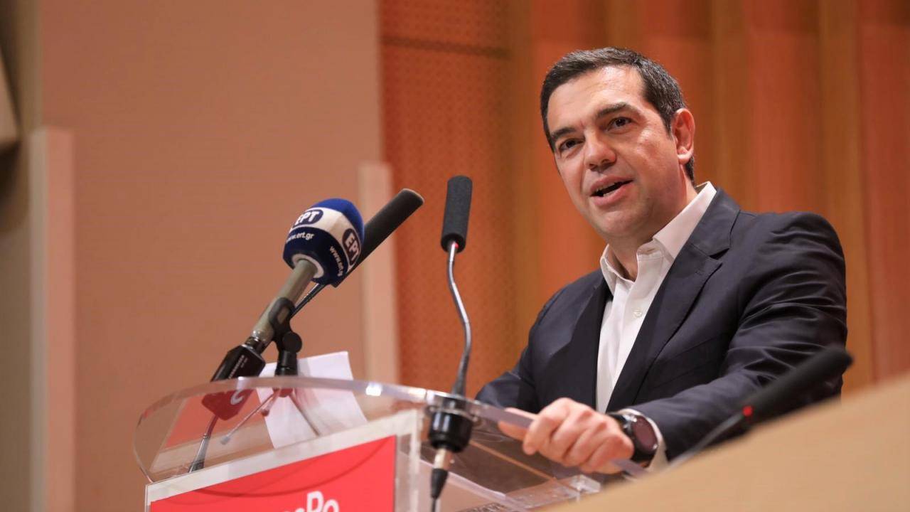 Τσίπρας: Τέρμα η άμυνα να περάσουμε στην αντεπίθεση στηρίζοντας τους εργαζόμενους