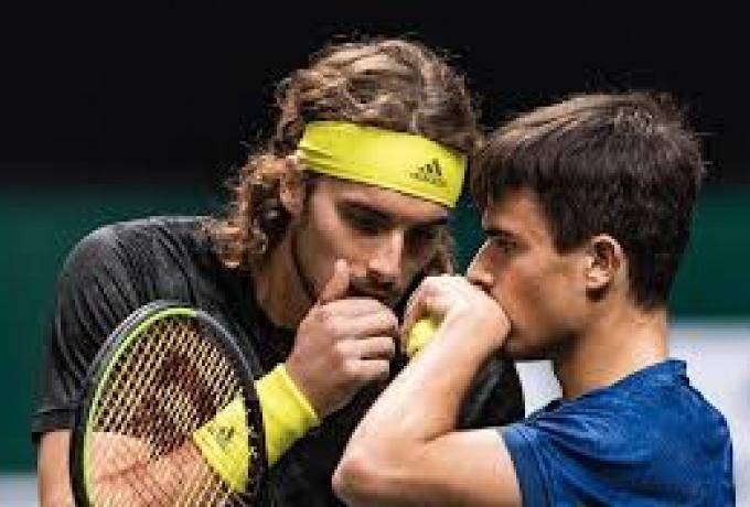 Παίζει και στο διπλό ο Στέφανος