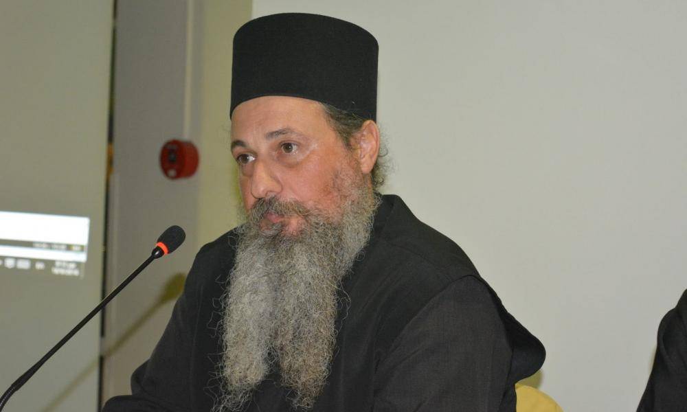 Πατέρας Παΐσιος «Οι άνθρωποι αναγκάζονται να εμβολιαστούν έστω και με έμμεσο τρόπο»