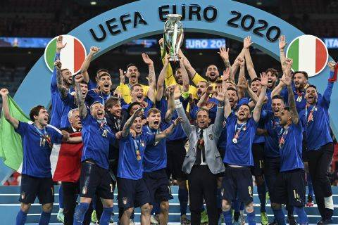 Euro 2020: Η Ιταλία σήκωσε την «κούπα»