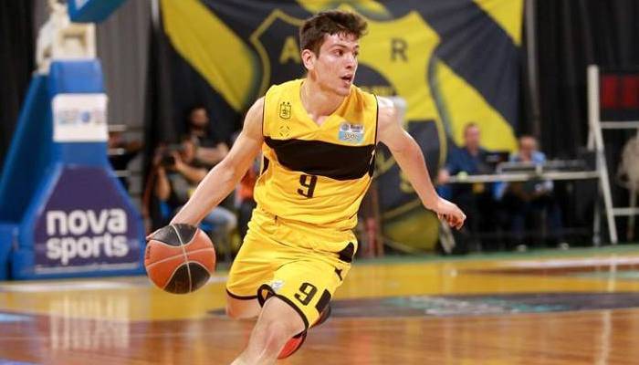 Έκλεισε Φλιώνη η ΑΕΚ