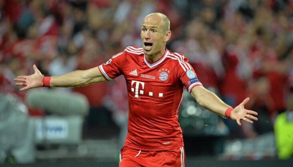 Την αποχώρησή του από τα γήπεδα ανακοίνωσε ο Ρόμπεν