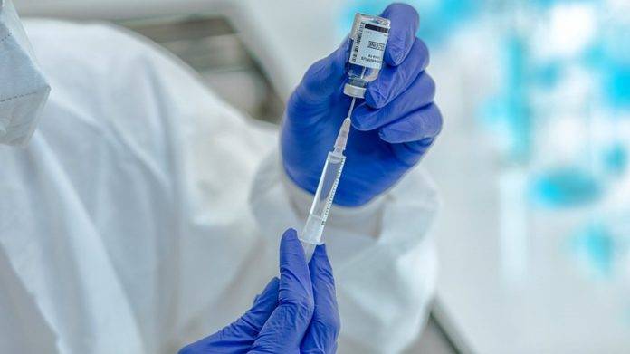 Υποχρεωτικός εμβολιασμός: Κατατέθηκε η τροπολογία στη Βουλή