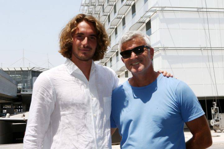 Επέστρεψε στην Ελλάδα ο Τσιτσιπάς