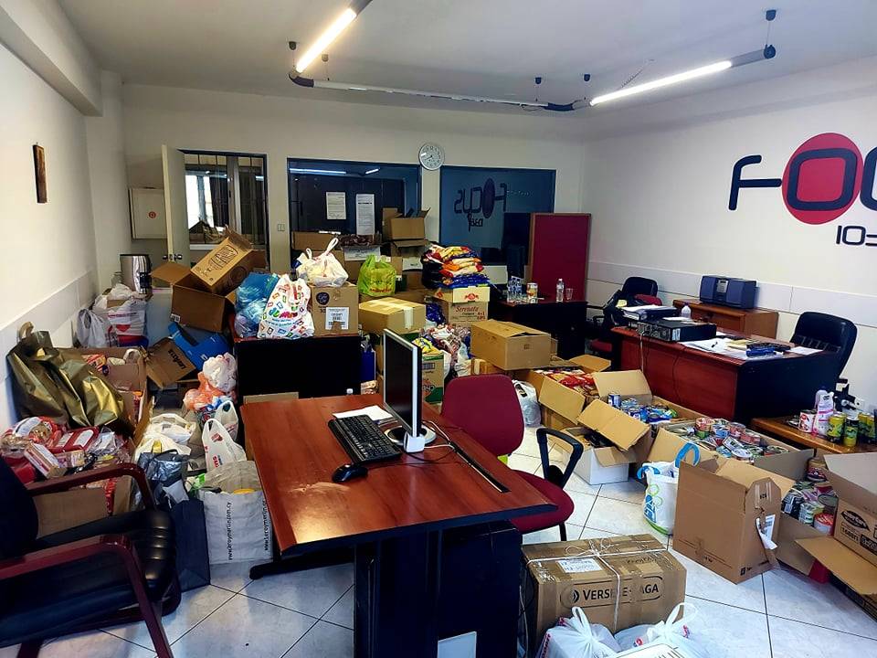 Συγκινητική η ανταπόκριση των ακροατών του Focus FM στο κάλεσμα για συγκέντρωση βοήθειας για τους πυρόπληκτους συμπατριώτες μας!