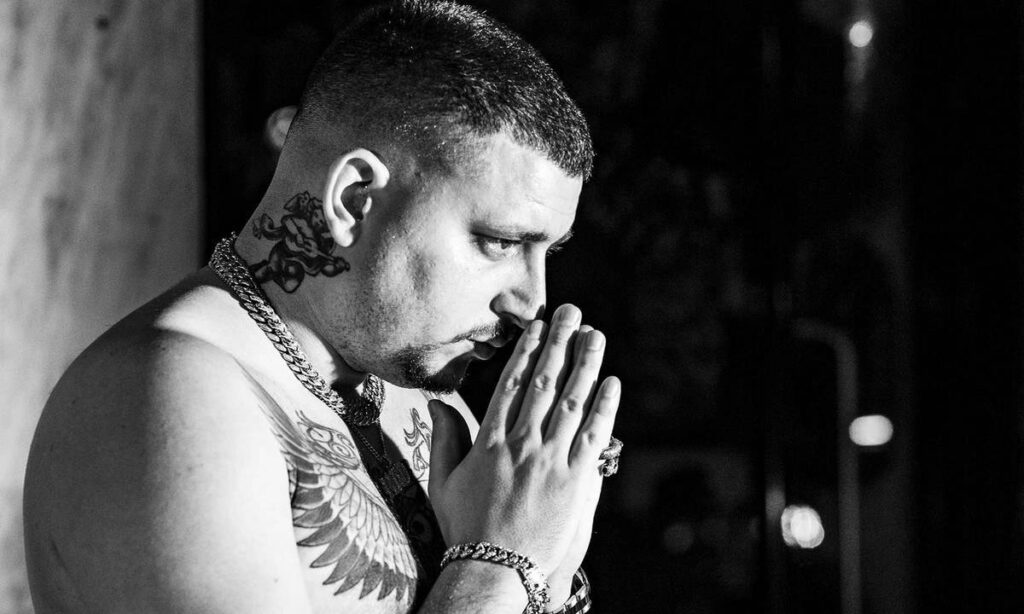 Ο Madclip η αγάπη του για την ταχύτητα και το πάθος του για την μουσική