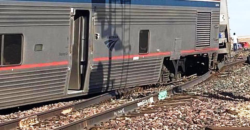 3 νεκροί και αρκετοί τραυματίες από εκτροχιασμό τρένου στις Η.Π.Α