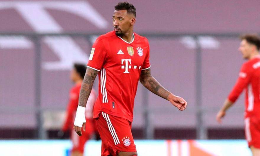 Στην Λιόν επίσημα ο Ζερόμ Μπόατενγκ